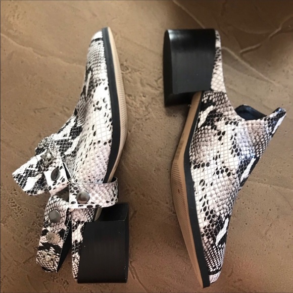 SOLD - Picture 6 of 7